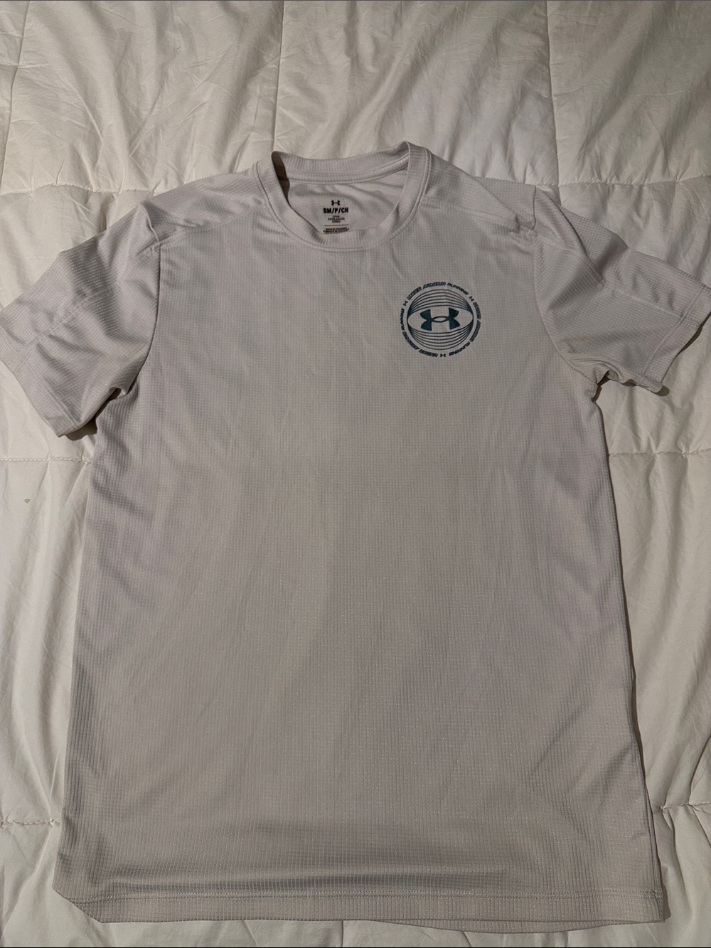 Under Armour Men’s Light Gray Short Sleeve Performance Tee with Logo